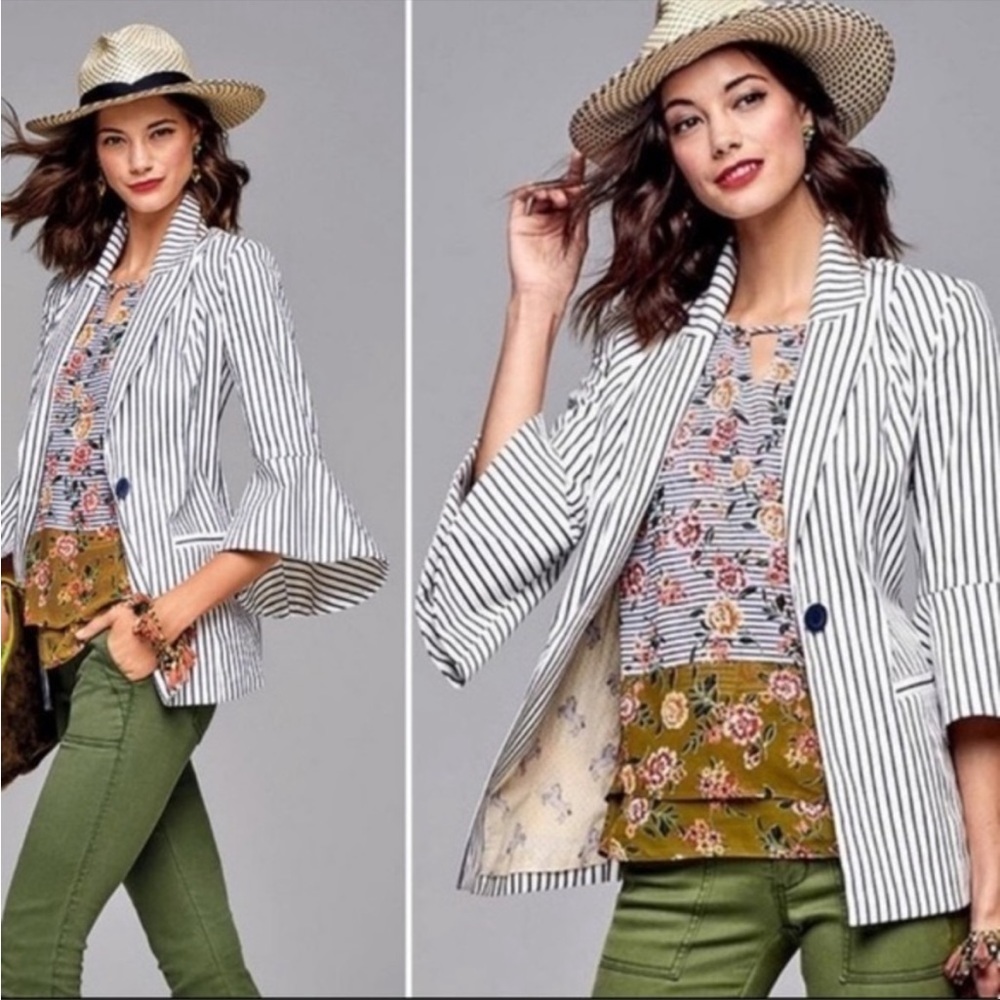 CAbi #5295 Size 4 Navy/ White Striped Blazer Jacket